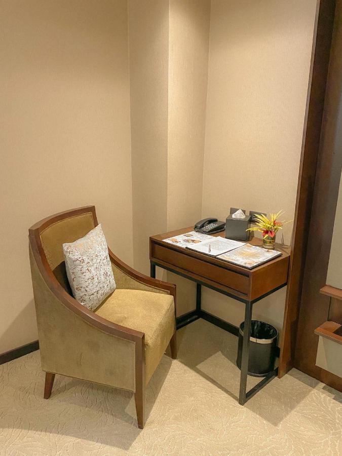 The Plaza Garden Hotel And Residences バギオ エクステリア 写真