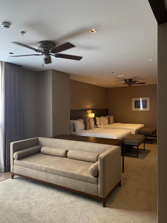 The Plaza Garden Hotel And Residences バギオ エクステリア 写真