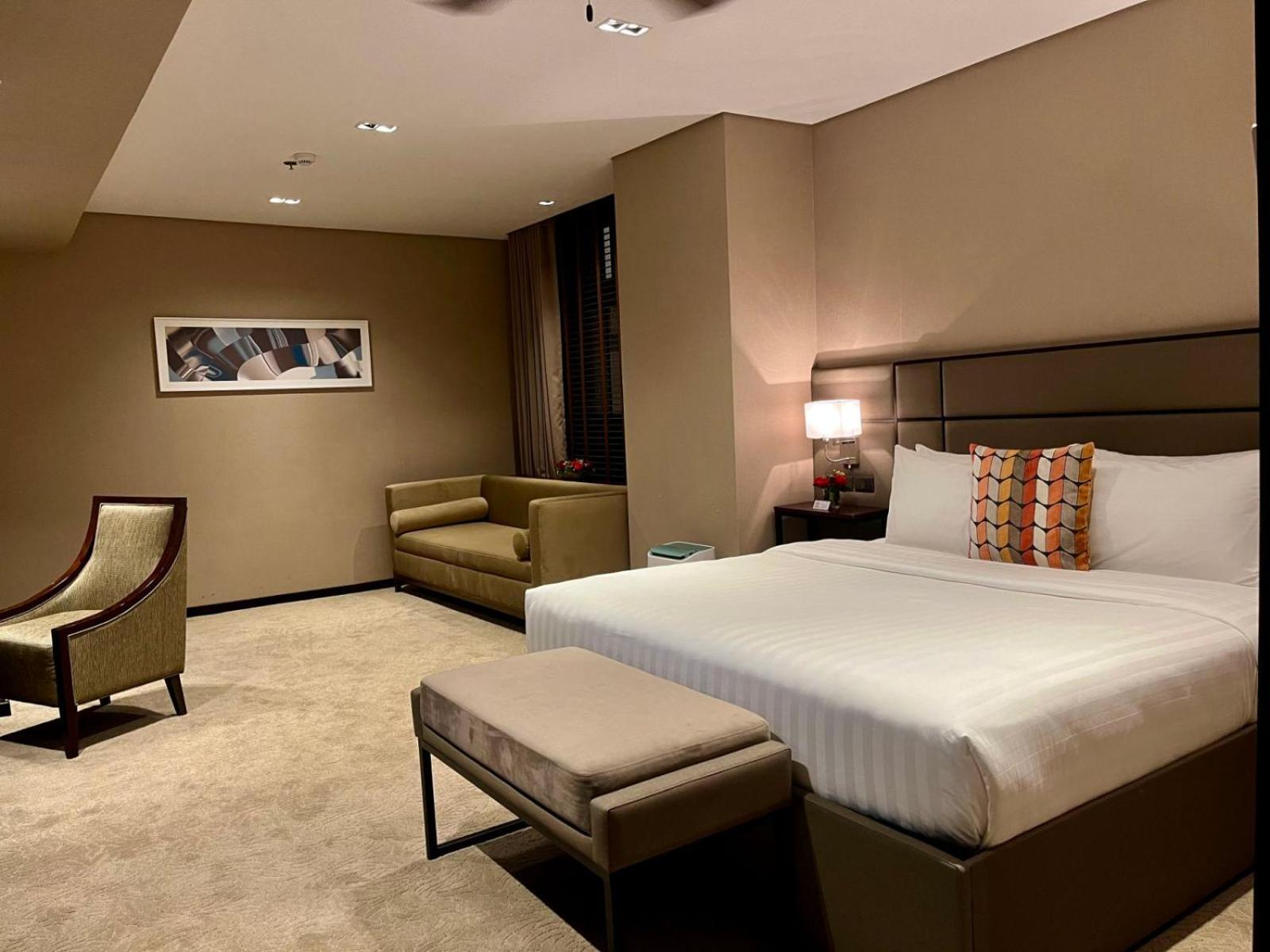 The Plaza Garden Hotel And Residences バギオ エクステリア 写真