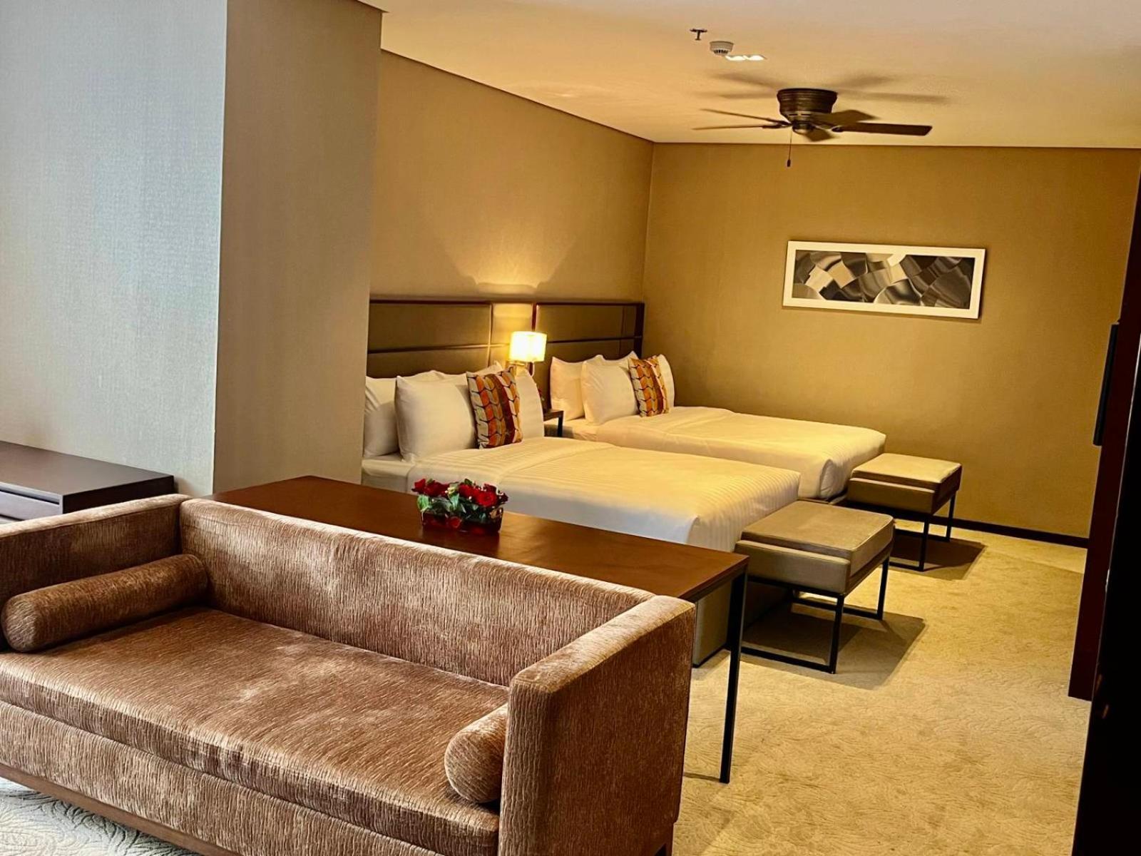 The Plaza Garden Hotel And Residences バギオ エクステリア 写真