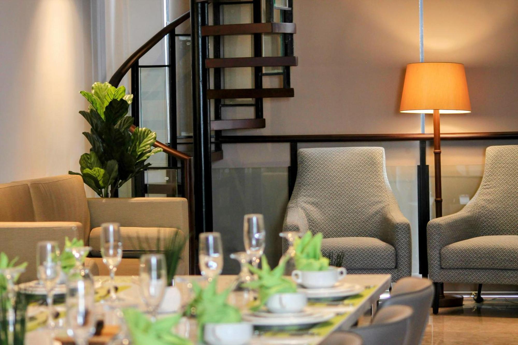 The Plaza Garden Hotel And Residences バギオ エクステリア 写真